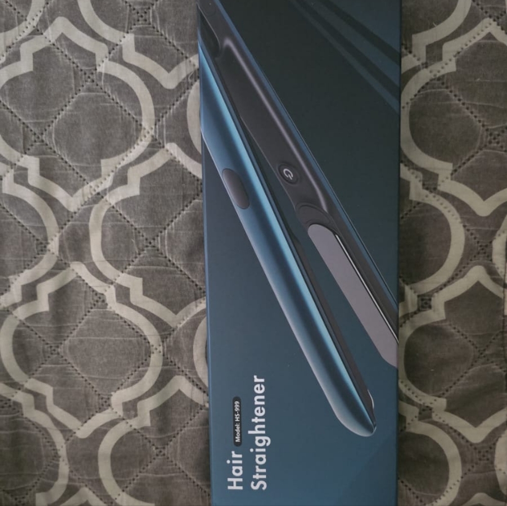 Hair straightener